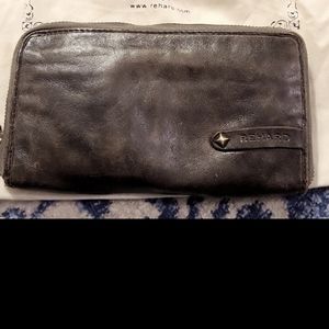 Rehard distressed leather wallet